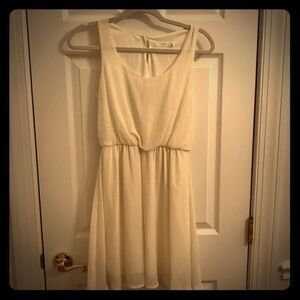 Lush women’s cream sleeveless flowy dress sz small